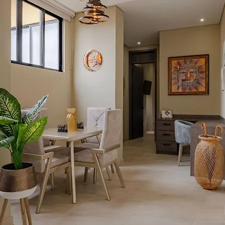 Holiday home Oasis Colombomexicano En El Corazon De *