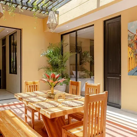 Holiday home Oasis Colombomexicano En El Corazon De *
